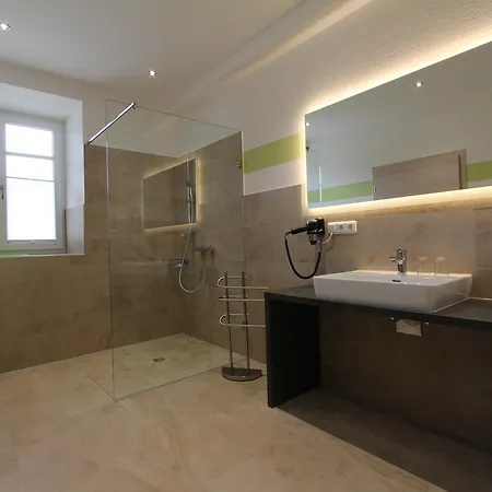 Hotel Wasmayr Hof 3*