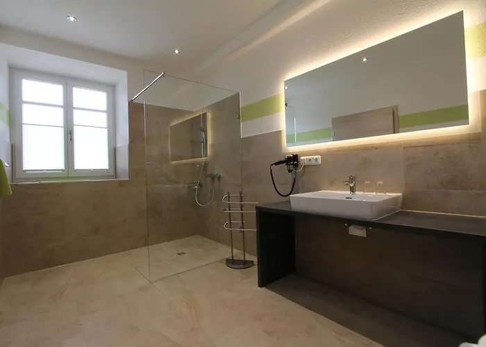 Hotel Wasmayr Hof 3*